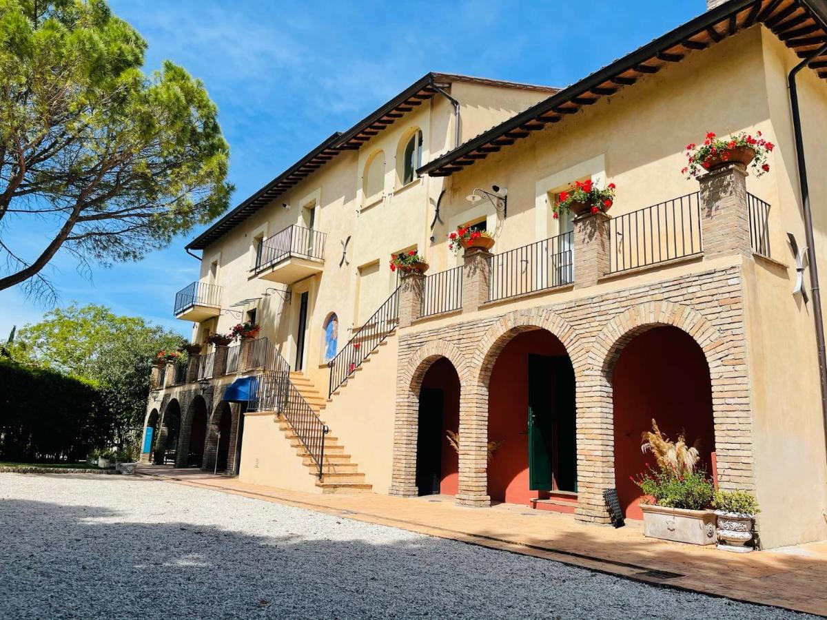 Mapepa Village Apartments Spello Exterior photo